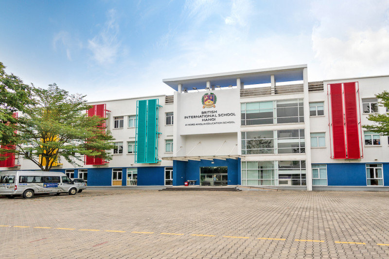 Country Bilingual School