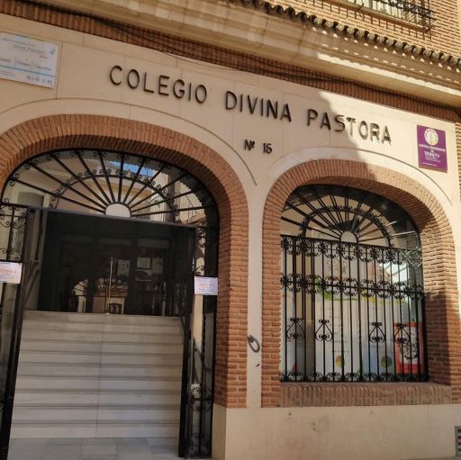 Institución Educativa Divina Pastora