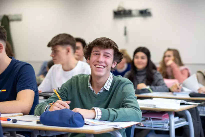 Colegios En Coello